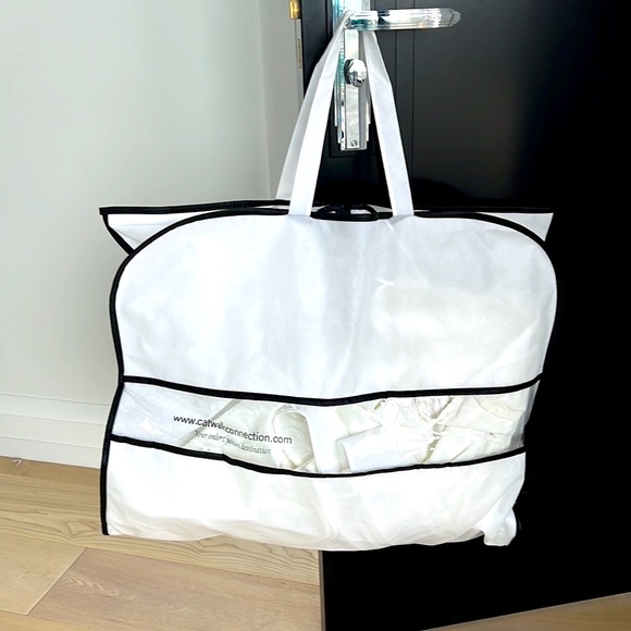 Perfect dress for bachelorette or bridal party! - Picture 7 of 7